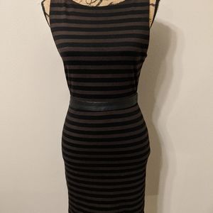 Alice+Olivia Striped Stretchy Dress Sz 6